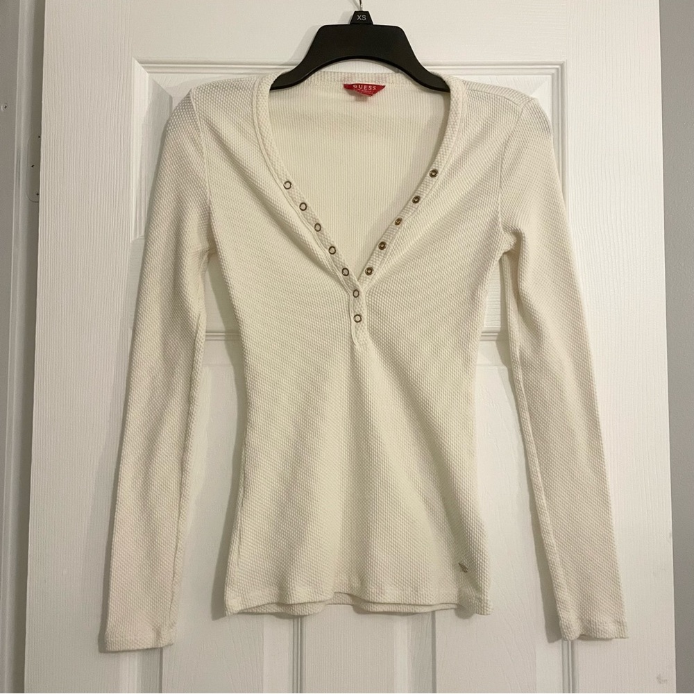 ✖️SOLD✖️ Guess White Long Sleeve Top